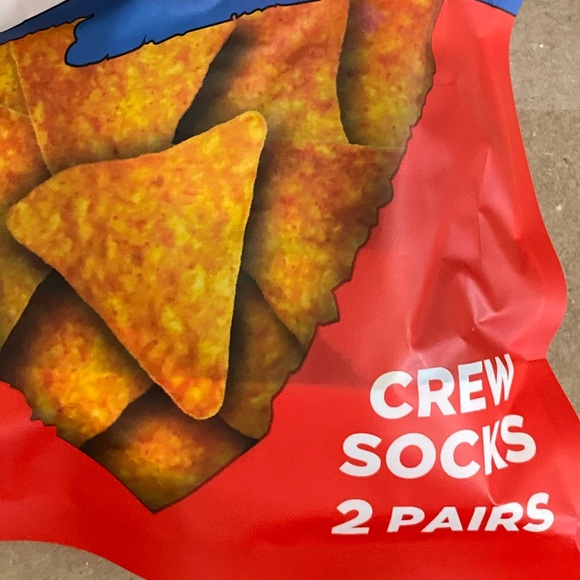 Men’s Bag of Doritos Crew Socks 2 pair NIP - Picture 3 of 5